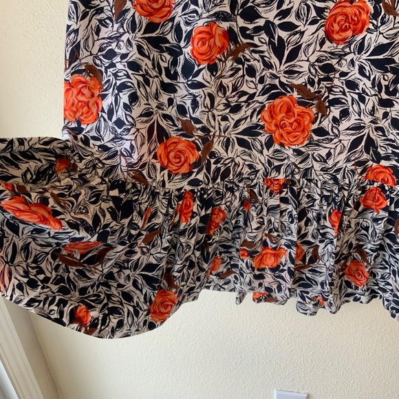 NEW! Joie 100% Silk Babydoll Dress Size Medium - Picture 4 of 6